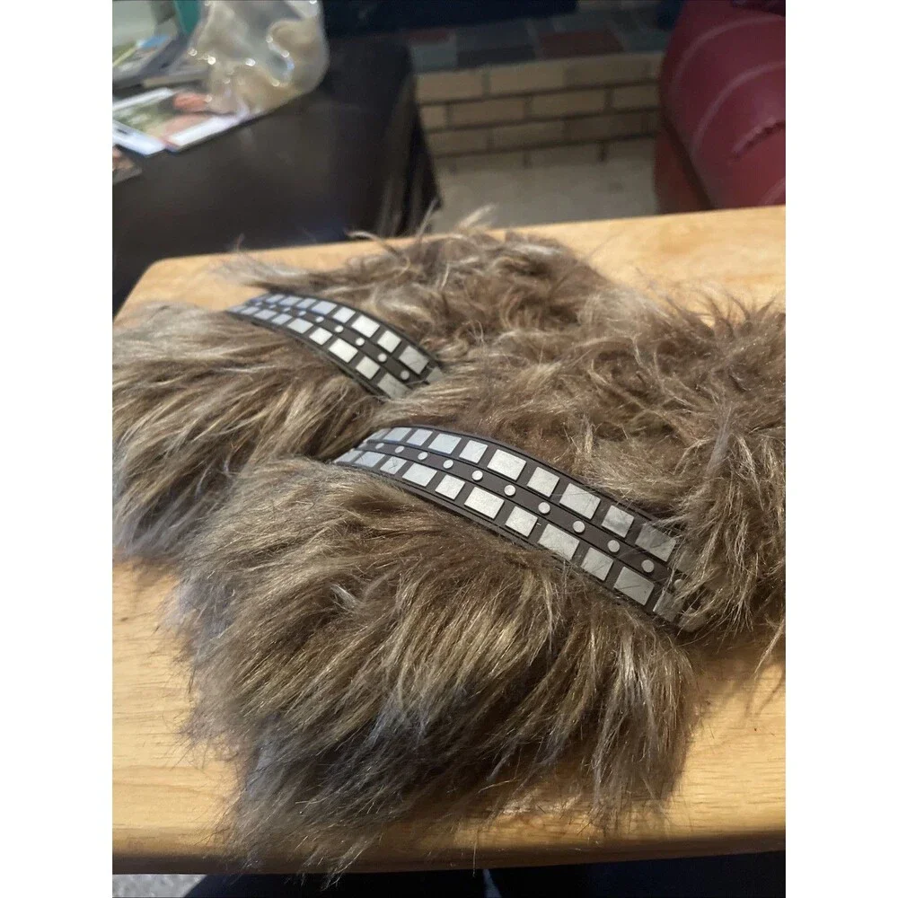 Star Wars Chewbacca Slippers Kids Sz XL 11-12 Brown Faux Fur Bandolier HT-904SW